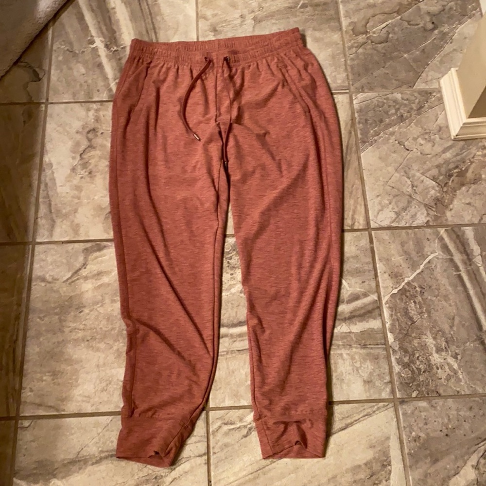 Old Navy breath joggers so be M rose heather color